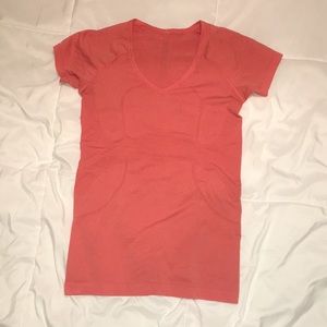 short sleeve v-neck lululemon shirt